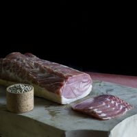 LARD AU JAMBON FUME-6 tranches +/- 180gr- prix au kg